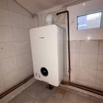Instalación caldera condensación Bosch GC 4300i ático Calle Heros Bilbao