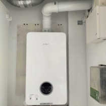 Instalación caldera condensación Bosch GC 4300i en piso Bilbao
