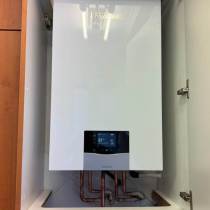 Instalación caldera condensación Vaillant ecoTEC plus 26 en San Adrián Bilbao